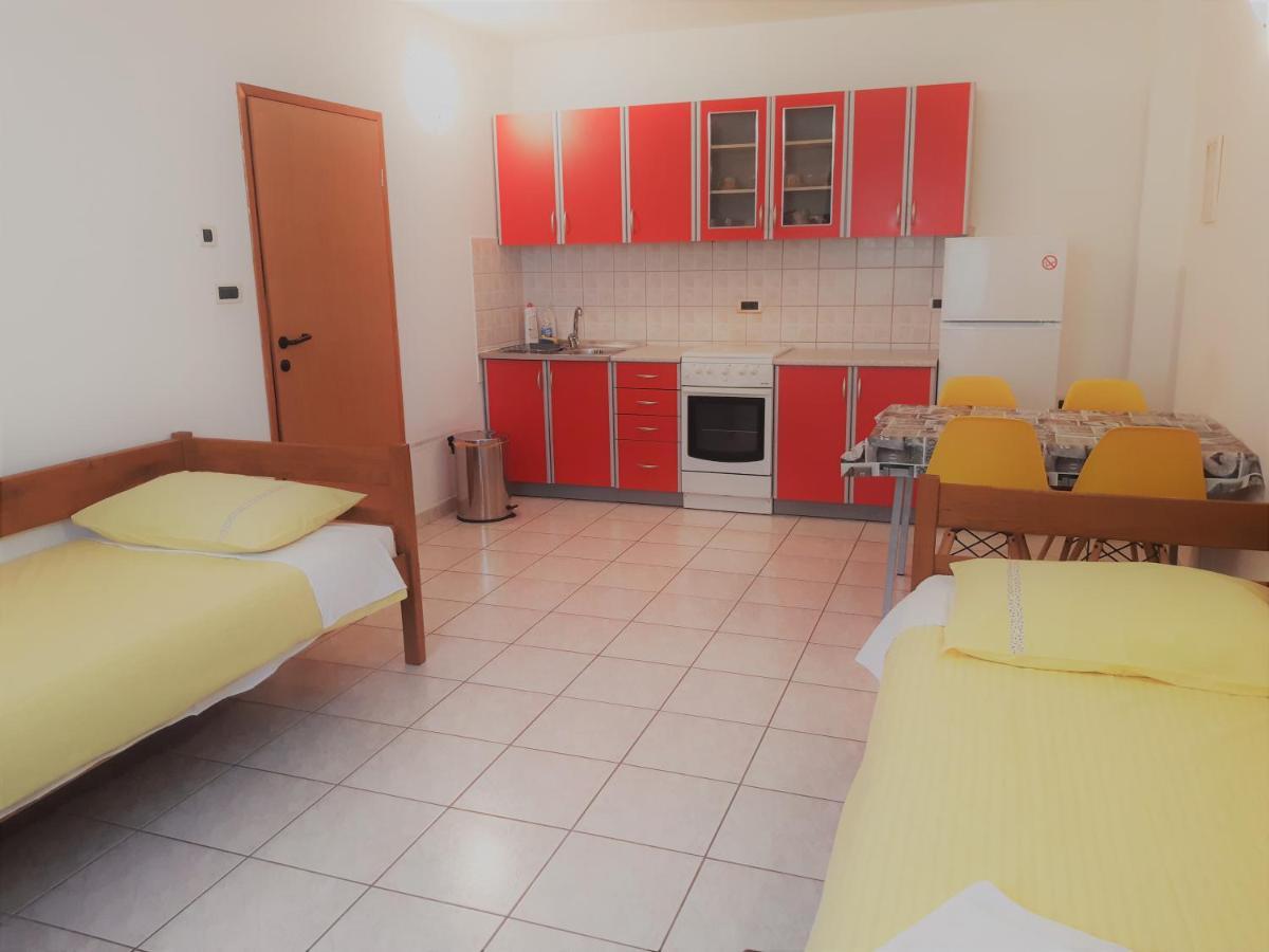 Apartments Barbara Gregovica Pula Ngoại thất bức ảnh