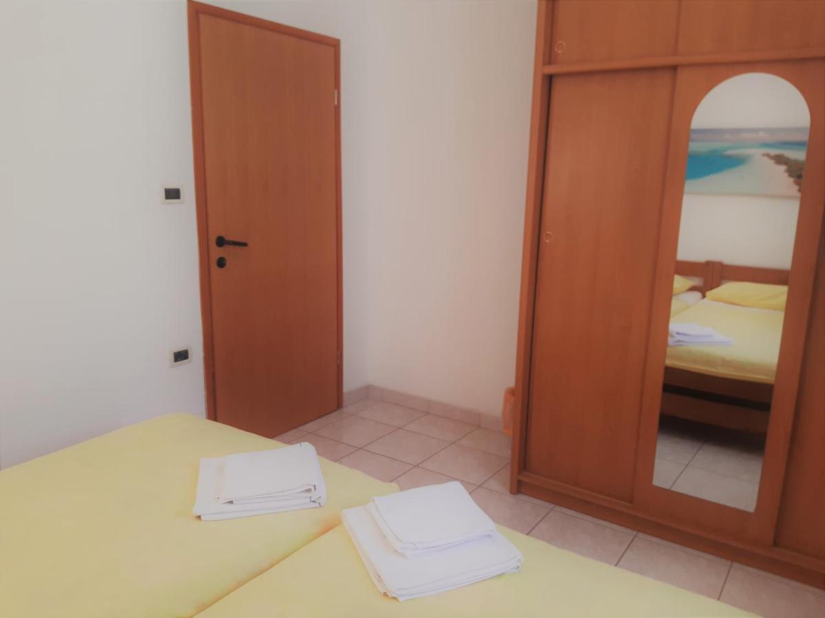Apartments Barbara Gregovica Pula Ngoại thất bức ảnh